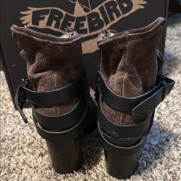 Freebird Blaze leather Brown and Black Heeled Boots size 8 - Picture 3 of 8